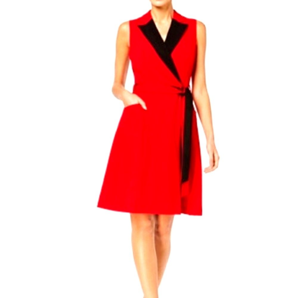 NWOT, Calvin Klein, beautiful dress size 8